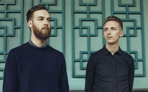 [ALBUM REVIEW] Honne - Warm On A Cold Night