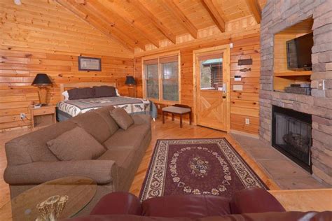 E river cabin journal is designed to work on older and slower machines. River Magic-River Port Studio Log Cabin Rental