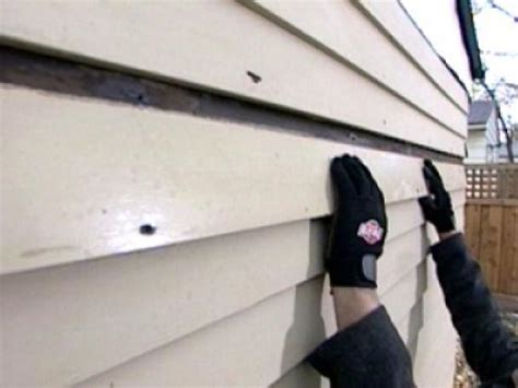 How To Repair And Replace Siding How Tos Diy