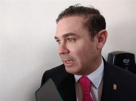 Se engalla Navarro y lanza ultimátum al INAH por negocio de momias