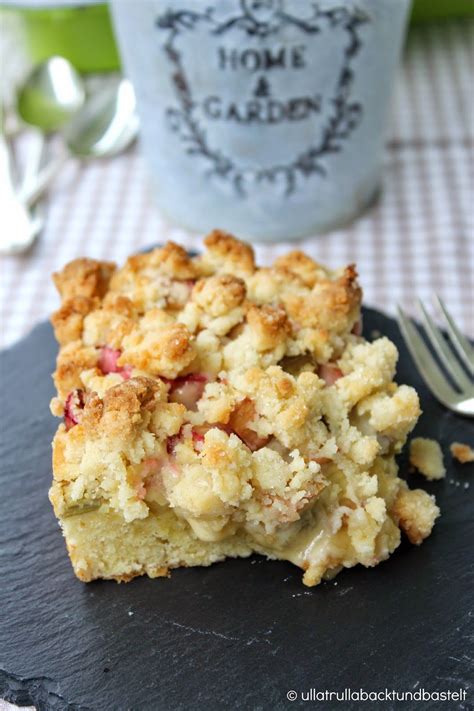 250 g sahne steif schlagen. Marzipan-Rhabarber-Streusel | Kuchen rezepte einfach ...