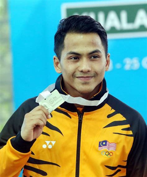 Never miss another show from azman ahmad. Diver Ahmad Amsyar bags gold and silver at Fina diving GP ...