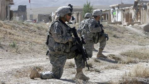 Angriff auf Isaf-Soldaten: Nato startet Offensive gegen Taliban - DER