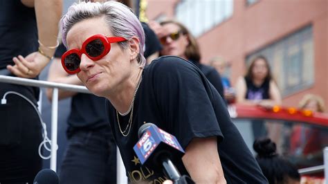 Megan Rapinoe Posters Were Tagged With Homophobic Slurs And It Might Be A Hate Crime Vice News