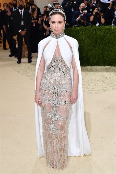 Emily Blunt At The 2021 Met Gala See Every Look From The Met Gala Red