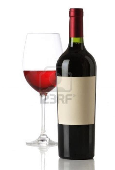 Vin bordeaux rouge 2018 un vin rouge sur le fruit à dominante merlot. ZupMage - 8231586-bouteille-de-vin-rouge-avec-etiquette ...
