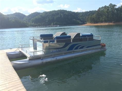 20 Ft Pontoon Boat Restored For Sale In Bluff City