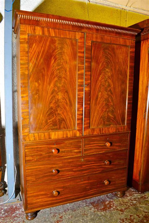 We did not find results for: Antique English Linen | Ref. no. 04140a | Regent Antiques