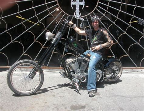Choppers At Counts Kustoms Las Vegas Counting Cars Car Images Las