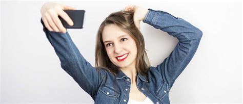 Selfie Se Prendre En Photo Ferait Vieillir Votre Peau Plus Vite