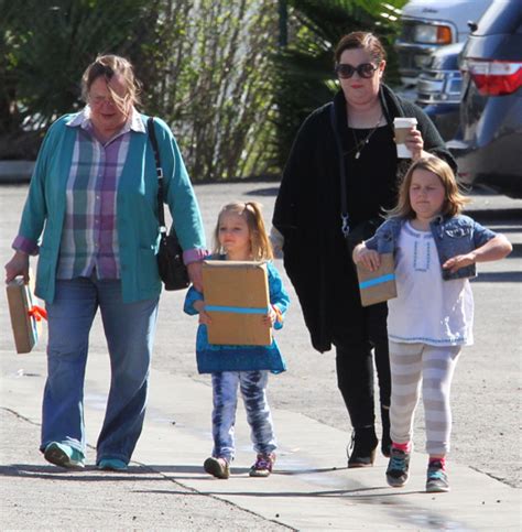 Her daughters vivian (9) and georgie (6). Exclusive... Melissa McCarthy Takes Her Daughters To A Birthday Party | Celeb Baby Laundry