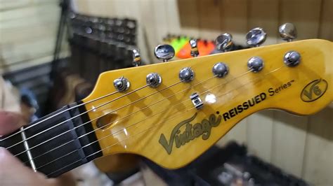 Review Vintage Guitars Stratocaster V6 Reissued Series Youtube