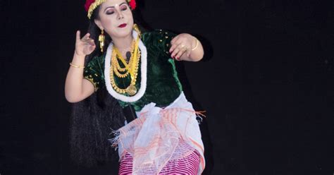 Phanek Mayek Naibi: The Meitei Sarong | Sahapedia