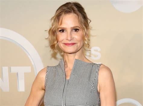 Kyra Sedgwick Books Brooklyn Nine Nine Guest Gig—find Out Who Shell