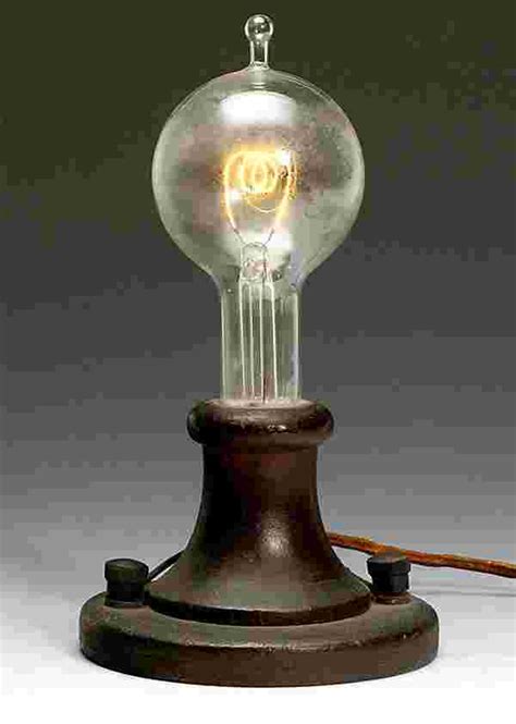 468 Gluehbirne Thomas A Edison 1903 Light Bulb Nov 27 2004
