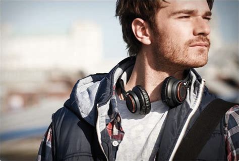 Why Jabras Revo Are My Pick For Best On Ear Bluetooth Headphone