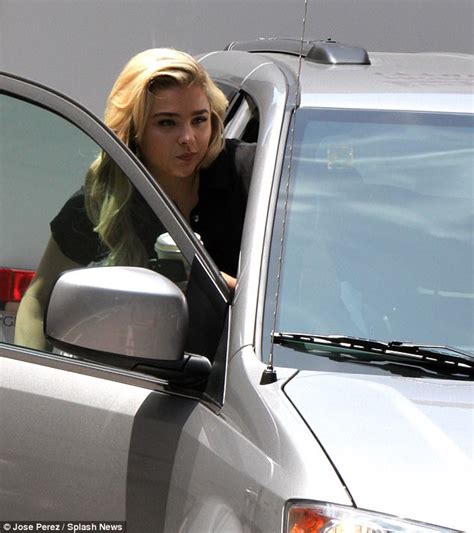 Chloe Grace Moretz Arrives On Louis Ck Movie Set Daily Mail Online