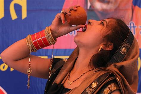 Hindu Group Hosts Cow Urine Drinking Party In India In Belief It Will