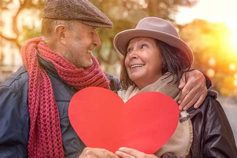 Top 6 Dos & Don'ts for Dating in the Golden Years