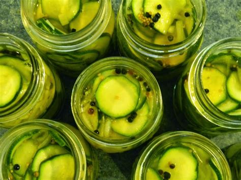 Home Joys: Zucchini Pickles