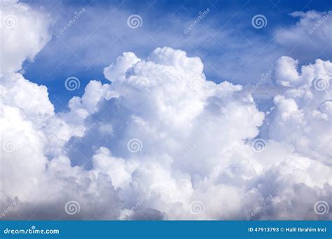Puffy Clouds Blue Sky Stock Image Image Of Look Fresh 47913793