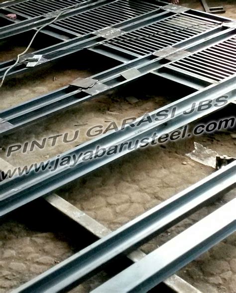 Roda pagar pintu gerbang super black 10cm besi as roda only: Engsel Pintu Pagar Besi - Model Rumah Minimalis 2020