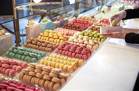 Laduree Cakes To Order Danielle Howerton Torta Nuziale