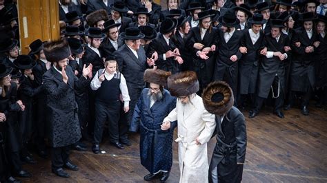 Simchas Bais Hashoeva Satmar שמחת בית השואבה בבית המדרש הגדול דקהל