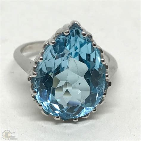 8 Sterling Silver Large Blue Topaz Ring Size 7