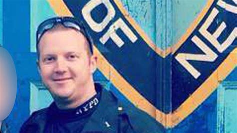 'Hero cop risked his life' to shoot NY terror suspect | US News | Sky News