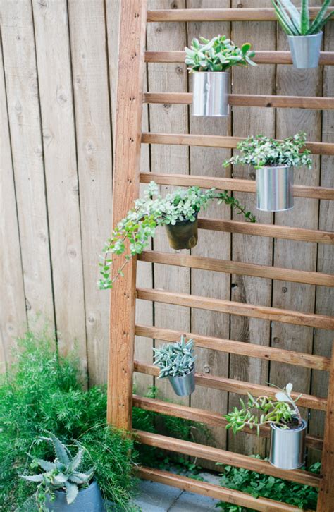 Diy Vertical Garden Easy Succulent Wall Planter — Sugar And Cloth