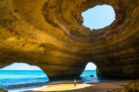 Depuis une bonne dizaine d'années, les côtes idylliques de l'algarve ont été redécouvertes. TOP 15 des plus belles plages du Portugal