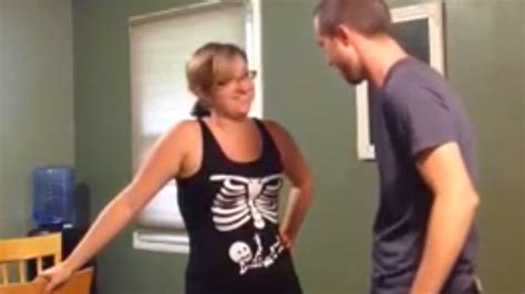 Wife Uses Halloween T Shirt To Announce Pregnancy To Husband Abc San