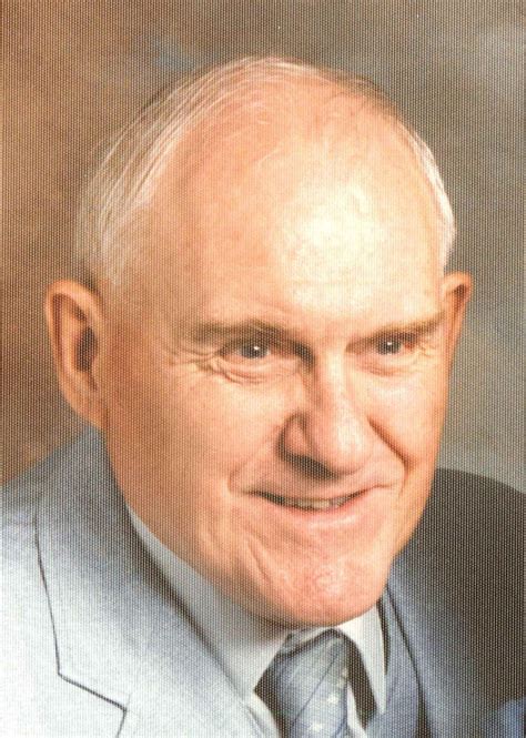 Robert Bean Obituary, Warren, OH :: Carl W. Hall Funeral Service, Inc.