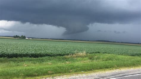 Photos Severe Weather Hits Central Illinois Wics