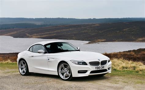 White Bmw Z4 In 2011 Car Hd Wallpapers