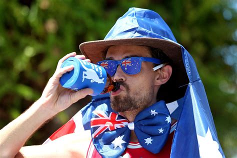 24 Things Expats Find Surprising About Australian Working Culture