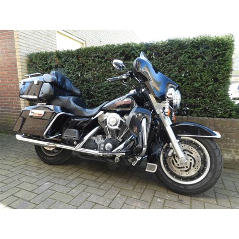 Vermogen 56 kw opties : Harley Davidson Electra Glide Ultra Classic - Occasions