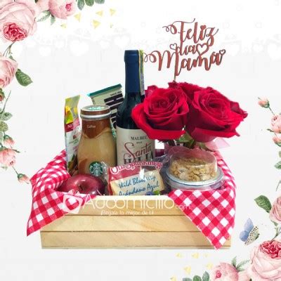Una de las mejores maneras de homenajear a mamá para el día de la madre es mimarla y sorprenderla con detalles especiales, como por ejemplo llevarle el desayuno a la cama. Buenos Dias Desayuno Sorpresa Para El Dia De La Madre Pedido Con Un Dia De Anticipación A ...