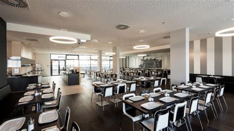 The star inn hotel premium wien hauptbahnhof offers an excellent location and stylish, functionally equipped rooms that are geared to the needs of business and independent travellers alike. Star Inn Hotel Premium Wien Hauptbahnhof, by Quality ...