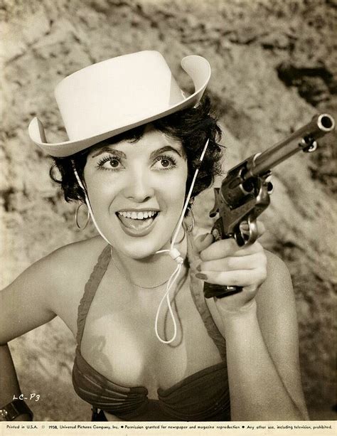 Linda Cristal 1958 Flashbak