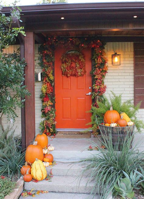 40 Best Fall Porch Decorating Ideas And Designs For 2021