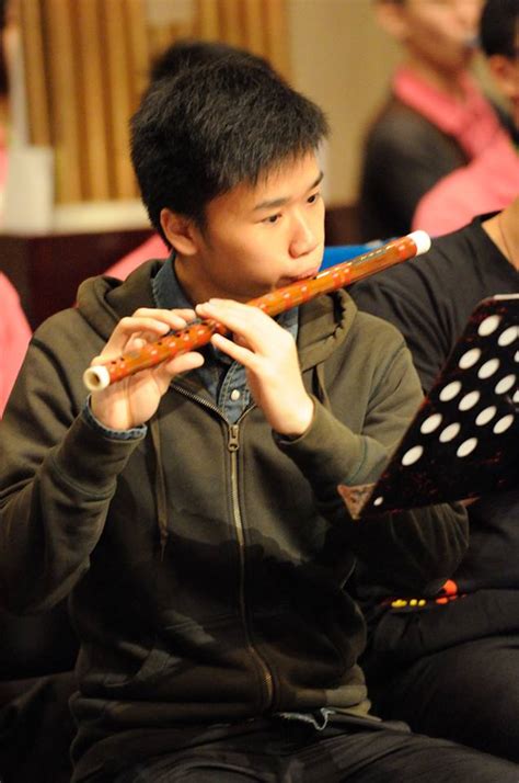 People interested in pipa alat musik tradisional cina also searched for. ALAT MUZIK TRADISIONAL CINA: Alat Muzik Tiupan