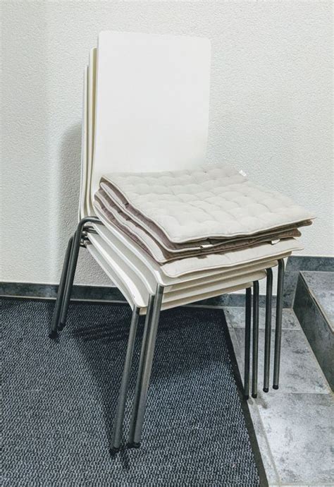 Füße mit elastischen kunststoffkappen für erhöhte stabilität. Ikea Stühle «Martin», 4 Stück weiss | Kaufen auf Ricardo