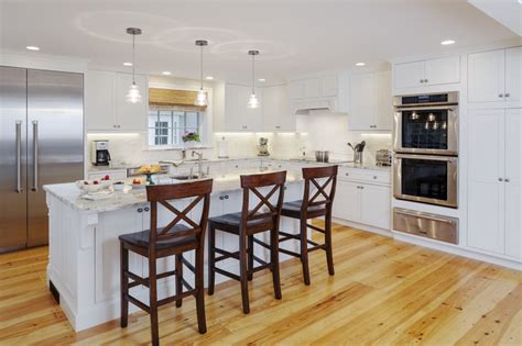We take pride in remodeling, designing, and helping to create the kitchens. Concord - Spacious and Bright - Platt Builders