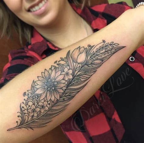 Feather tattoos are interpreted in many ways, there are so many variations of feather tattoos depending on style, designs, colors, birds, meanings, and are also related to different cultures. 50+ Best Feather Tattoos With Birds Meaning (2020) Phoenix ...