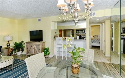 Firethorn 510 At Midnight Cove Siesta Key Has Parking And Waterfront