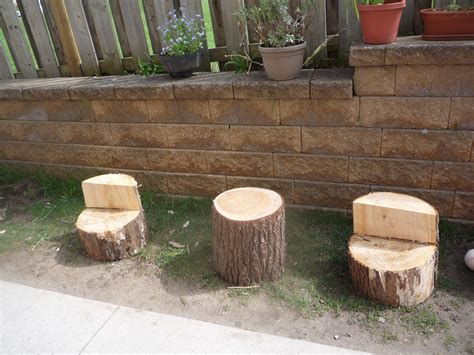 Tree Stump Table And Chairs Bmp Solo