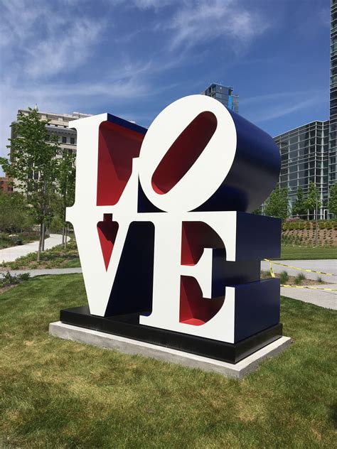 Milwaukee Art Museum Unveils Robert Indianas The American Love