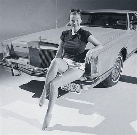 Pin On Vintage Pin Ups With Cars